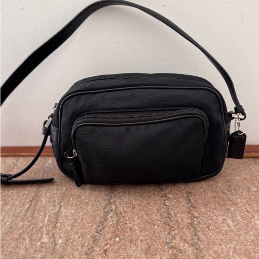 Women’s Vintage coach camera bag